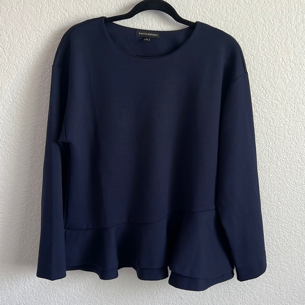 Banana Republic Navy Peplum Blue Top 🌸🌷🌺